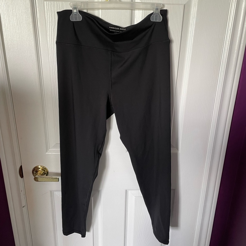 NWOT - American Eagle The Everything Black Leggings